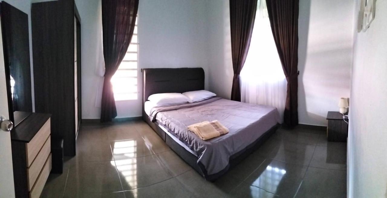 Wipah Guest House In Kampung Lundang, Kota Bharu Exterior photo